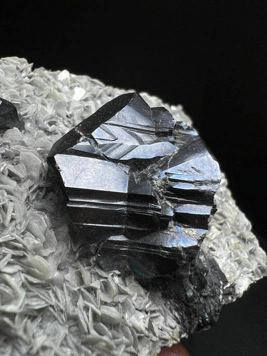 Cassiterite on Muscovite from Xuebaoding Mountain near Pingwu, Sichuan Province, China