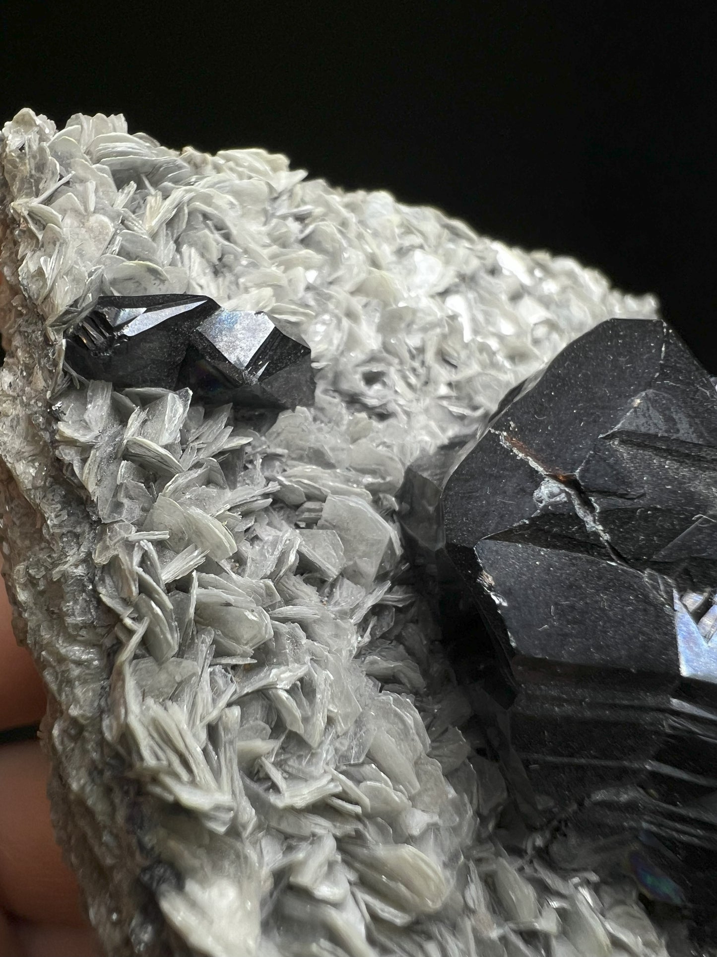 Cassiterite on Muscovite from Xuebaoding Mountain near Pingwu, Sichuan Province, China