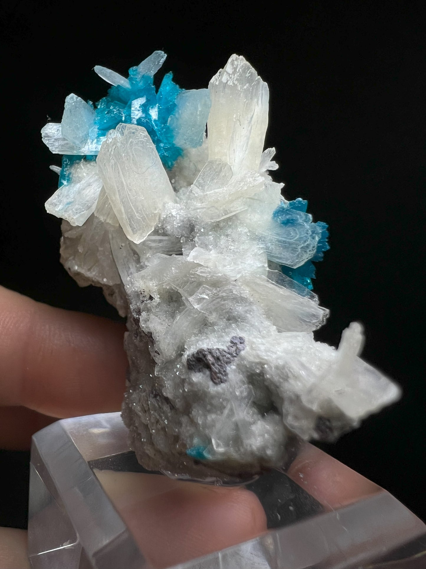 Cavansite, Apophyllite and Stilbite From India- Collectors specimen, Home décor, Statement Piece