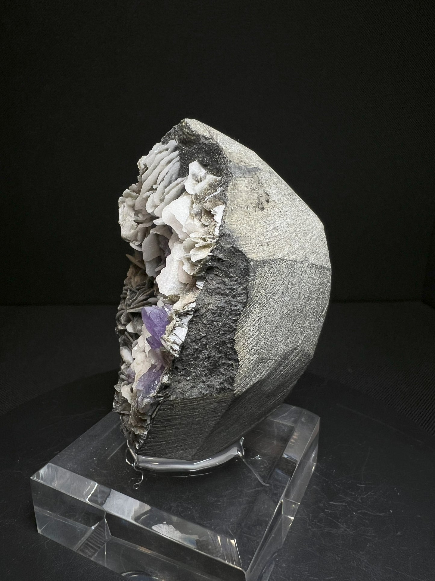 Outstanding Stunning Flower Amethyst On Baryte With Chalcedony Geode From Karur District Tamil Nadu India