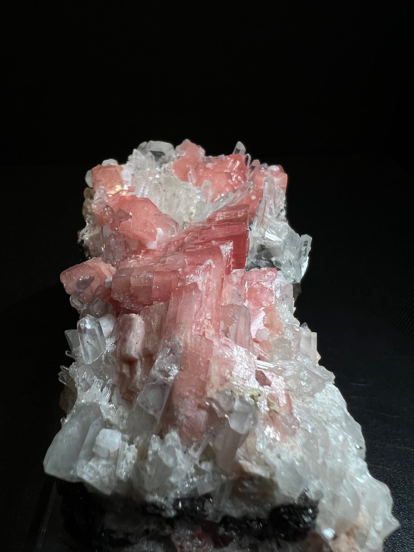 Rhodochrosite, Wolframite & Quartz From Pasto Bueno, Pampas District, Pallasca Province, Ancash, Peru (Stand Included) Collectors Piece