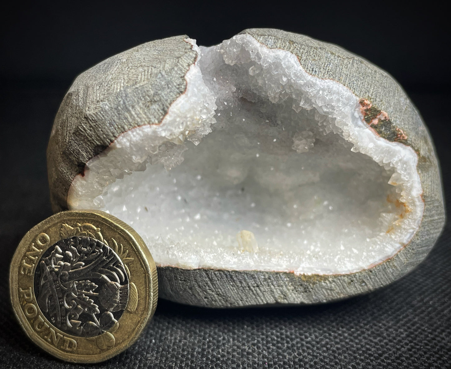 Outstanding Rare Druzy Chalcedony And Apophyllite Geode From Jalgaon District Maharashtra India Collectors Piece Home Décor