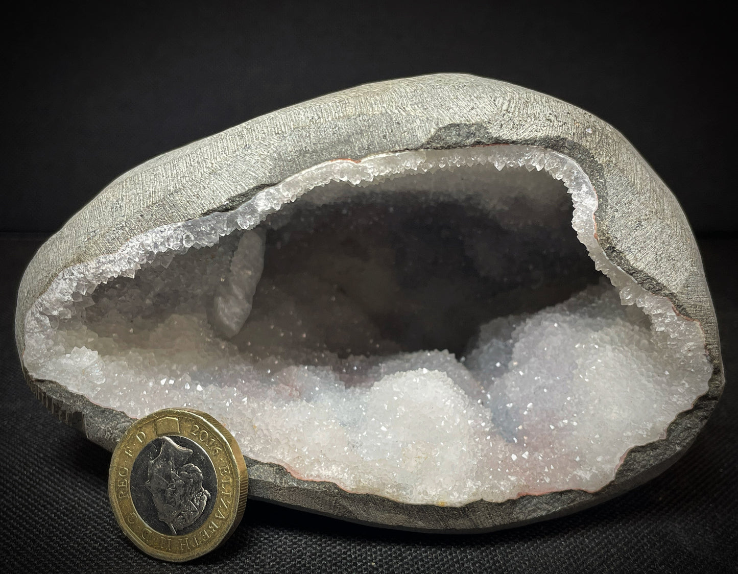 Outstanding Rare Druzy Chalcedony And Apophyllite Geode From Jalgaon District Maharashtra India Collectors Piece Home Décor