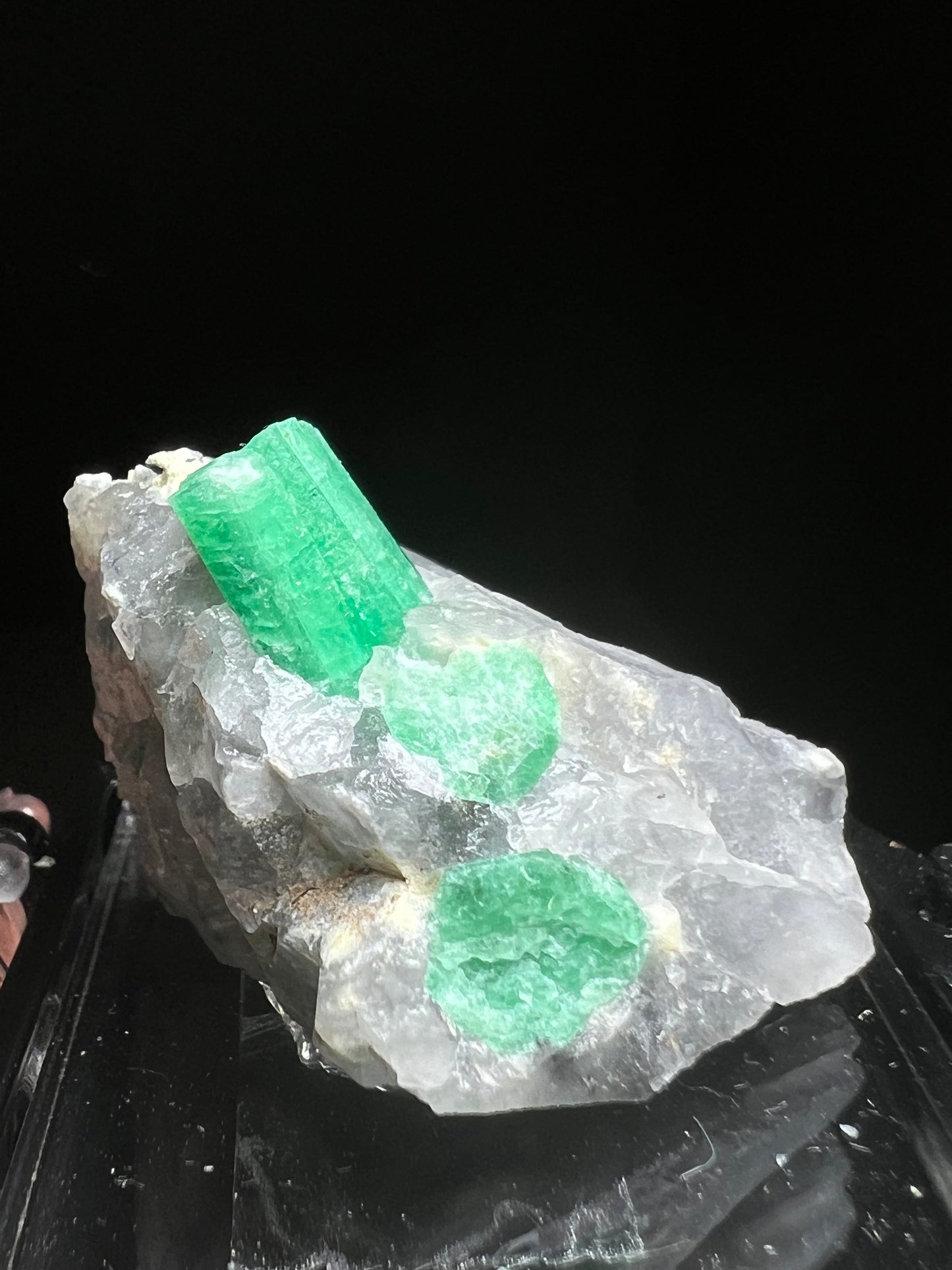 Terminated Emerald In Matrix From Sandawana Mine, Mweza Range, Zimbabwe- Collectors Piece, Crystal Healing, Gemstone (Box Included)