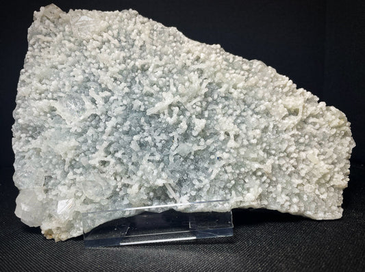 Druzy Quartz, Chalcedony And Apophyllite Specimen From Jalgaon District Maharashtra India