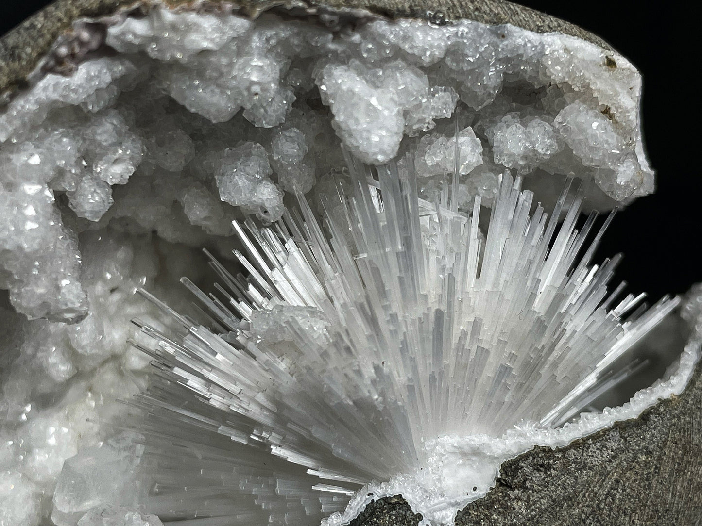 Outstanding Natural Delicate Scolecite And Chalcedony Geode From Aurangabad, Maharashtra, India