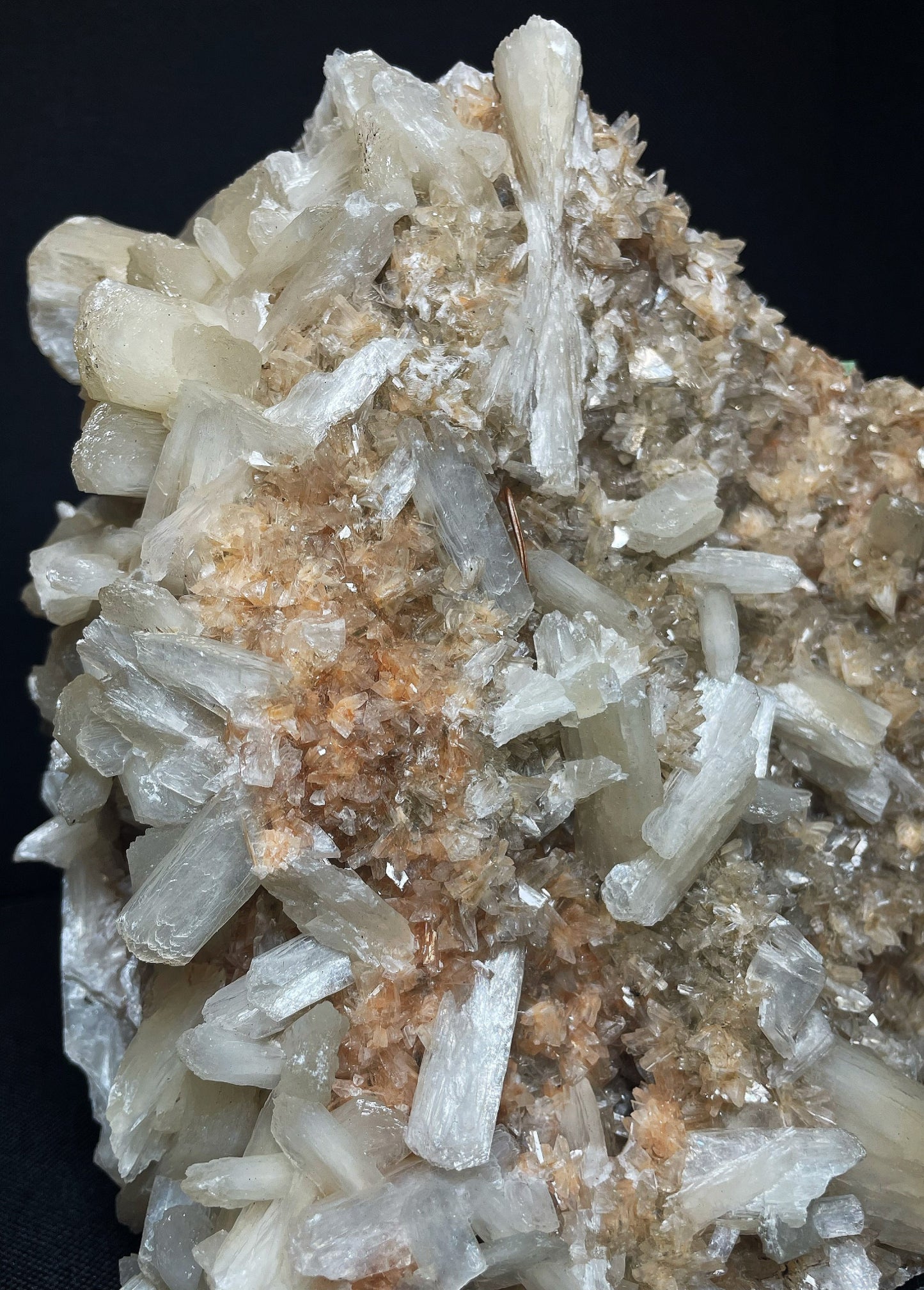 Heulandite, Apophyllite And Stilbite From Jalgaon District Maharashtra India Collectors Piece Home Decor