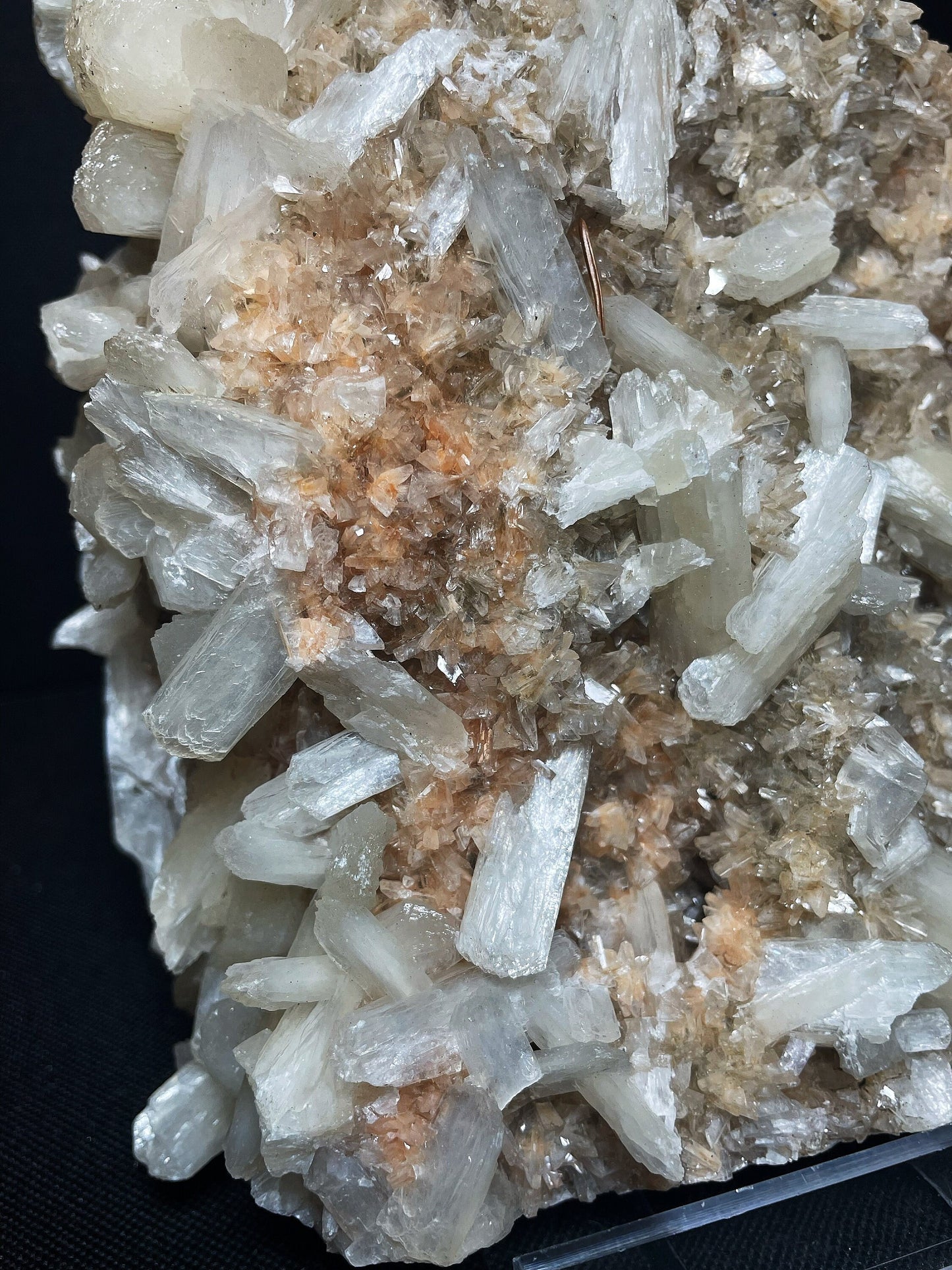 Heulandite, Apophyllite And Stilbite From Jalgaon District Maharashtra India Collectors Piece Home Decor