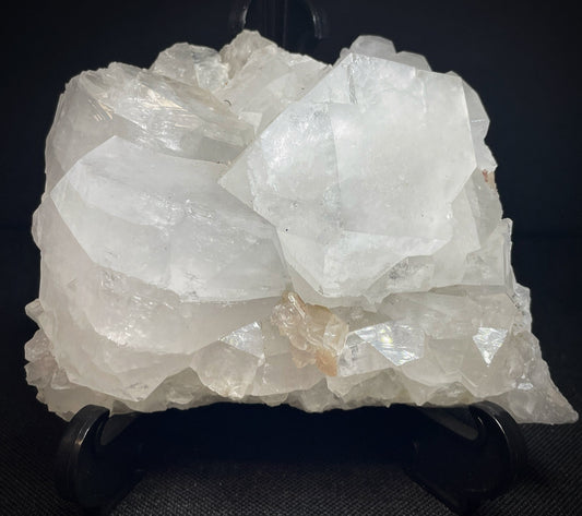 Apophyllite And Stilbite From Jalgaon District Maharashtra India Collectors Piece Home Décor