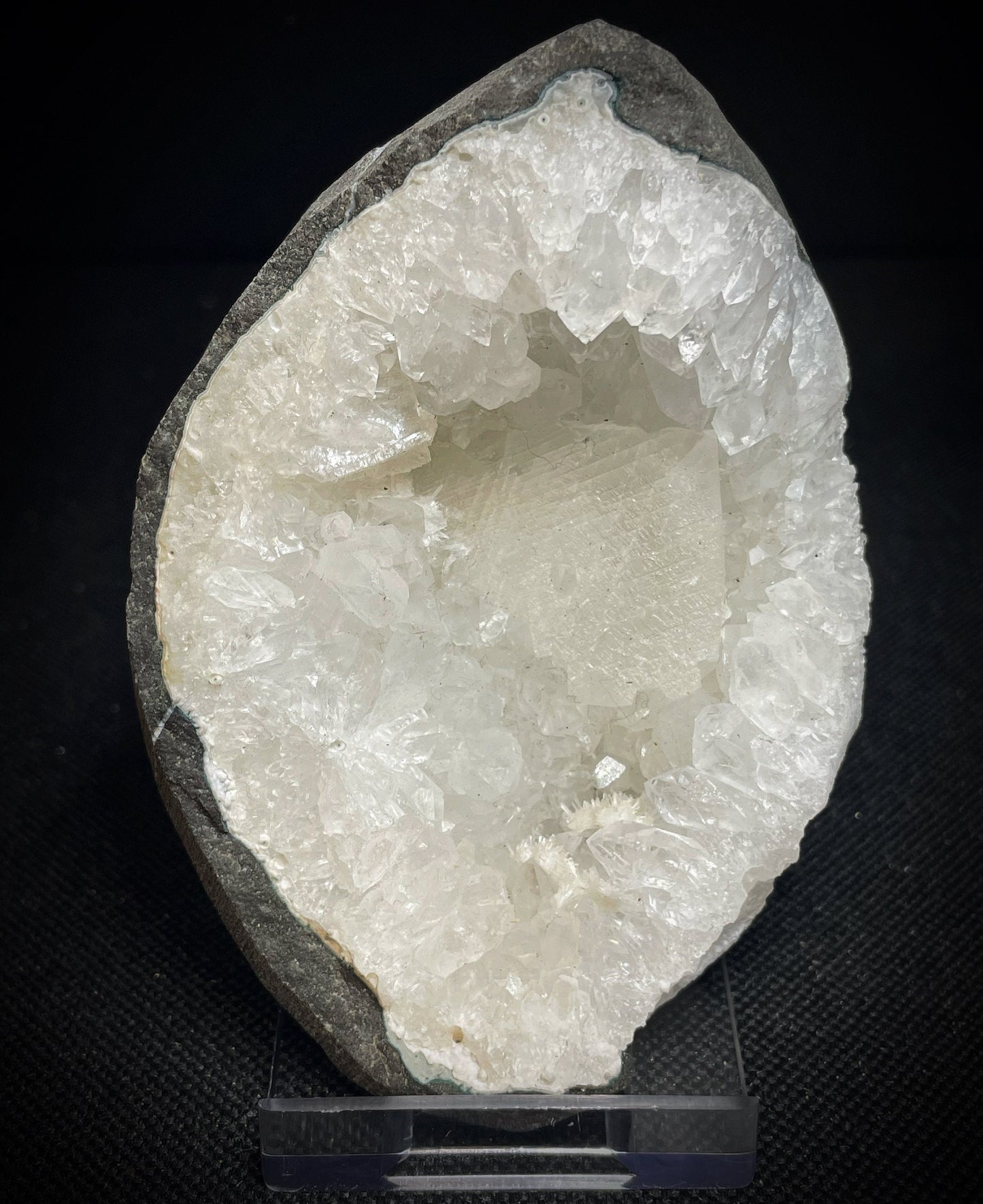 Apophyllite From Jalgaon District Maharashtra India Collectors Piece Home Décor