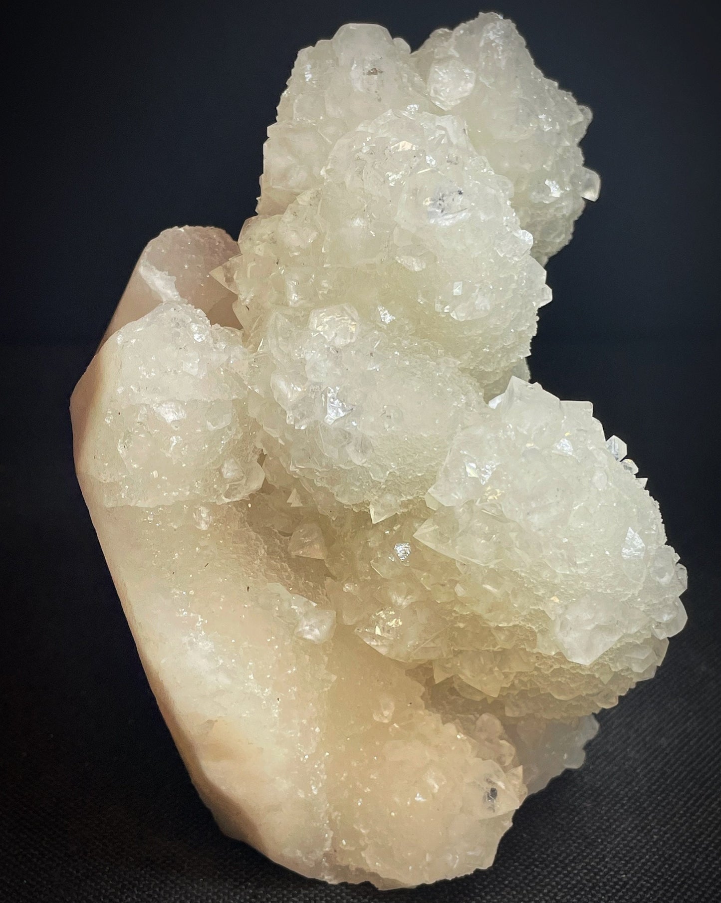 Stalactite Apophyllite From Jalgaon District Maharashtra India Collectors Piece Home Décor