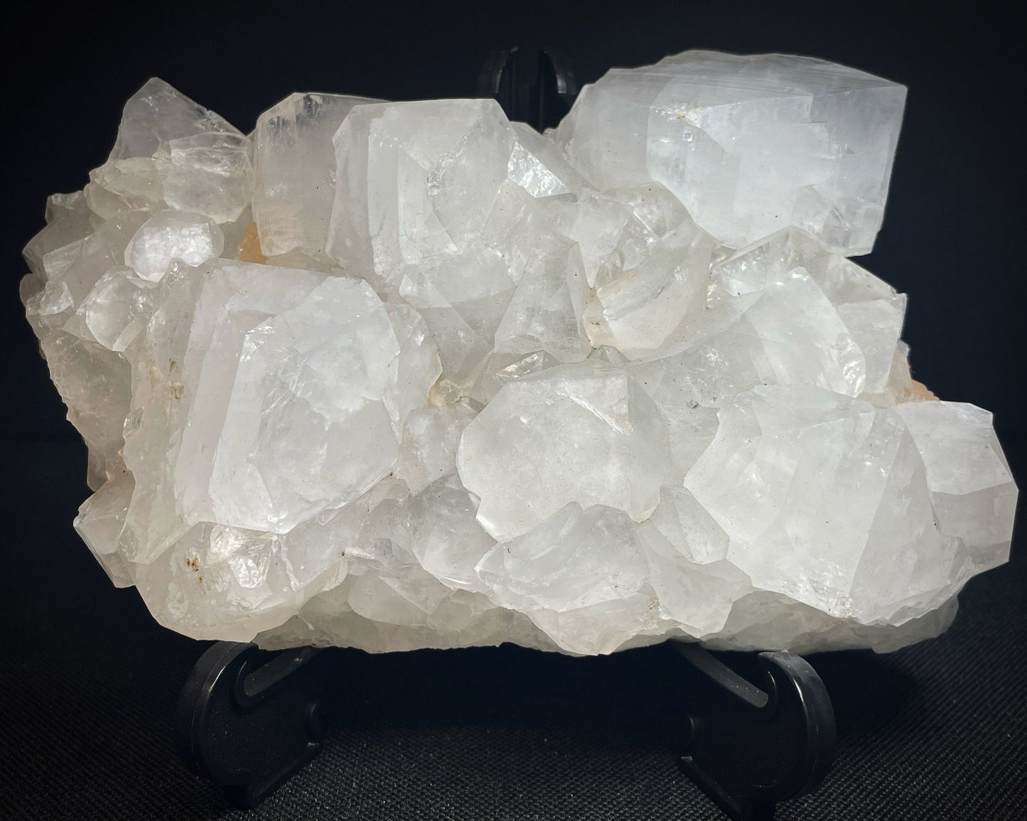 Apophyllite And Stilbite From Jalgaon District Maharashtra India Collectors Piece Home Décor