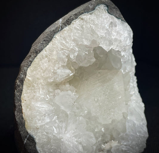 Apophyllite From Jalgaon District Maharashtra India Collectors Piece Home Décor