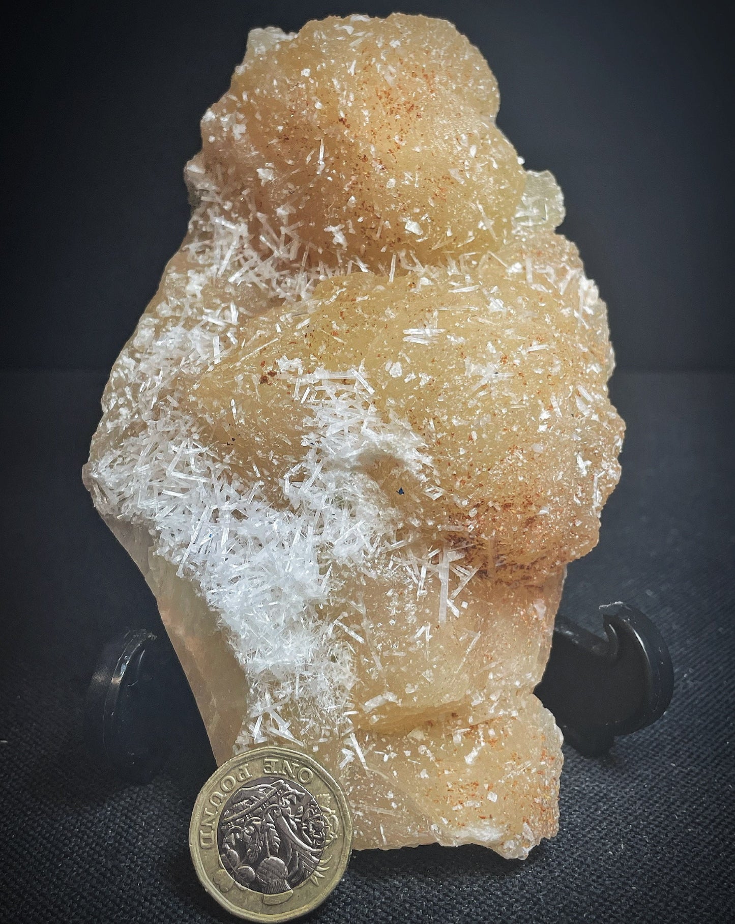 Scolecite And Stilbite From Jalgaon District Maharashtra India Collectors Specimen Home Décor