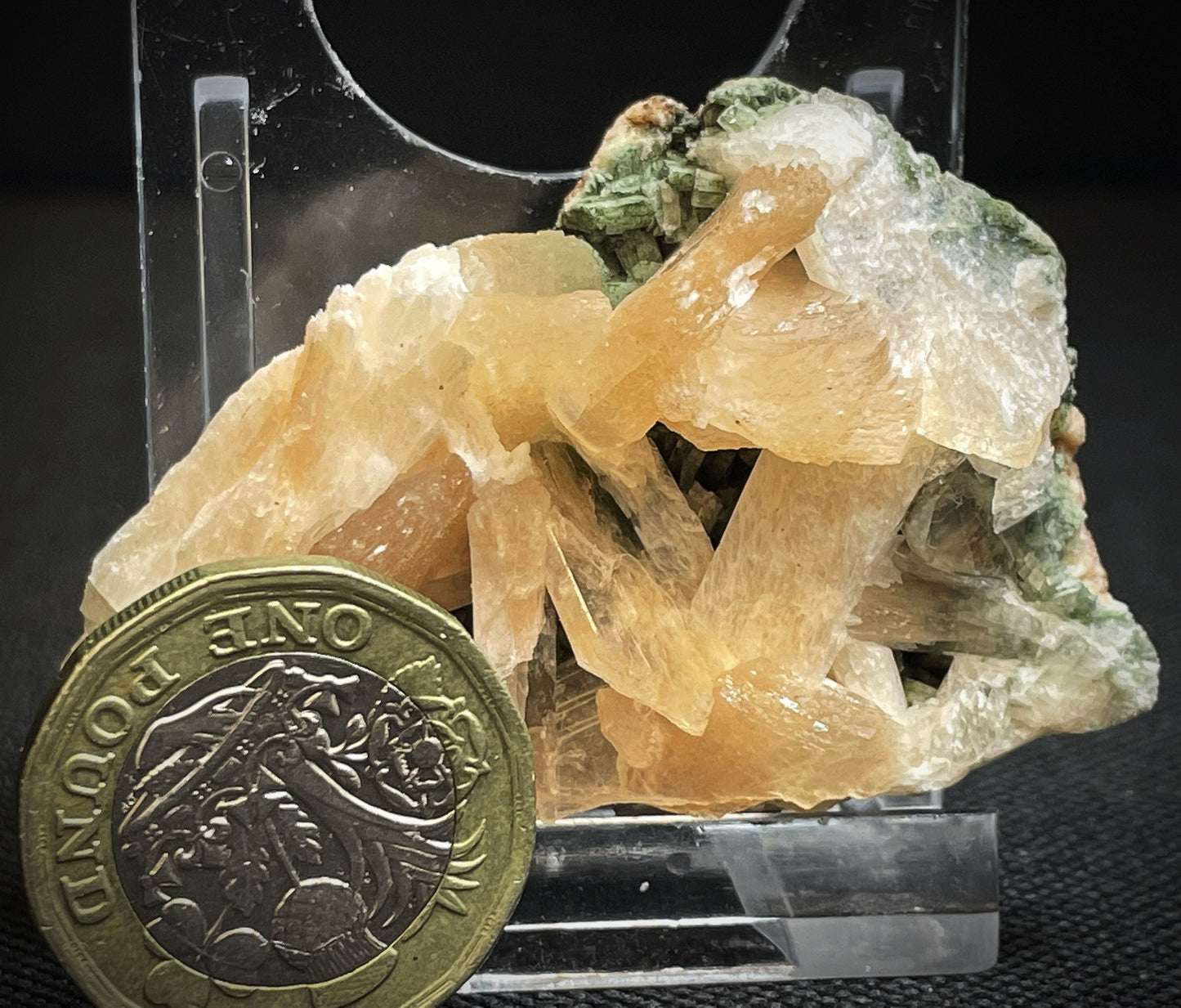 Apophyllite With Heulandite And Stilbite Specimen From Jalgaon District Maharashtra India Collectors Piece