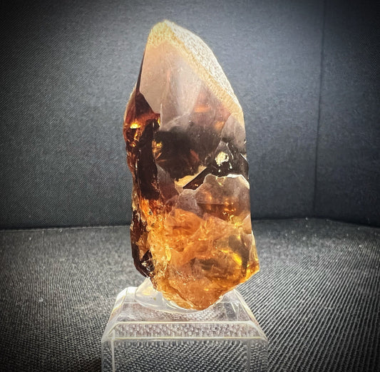 Barite From Elk Creek, Meade Co, Dakota - Collectors Piece (Stand Included)