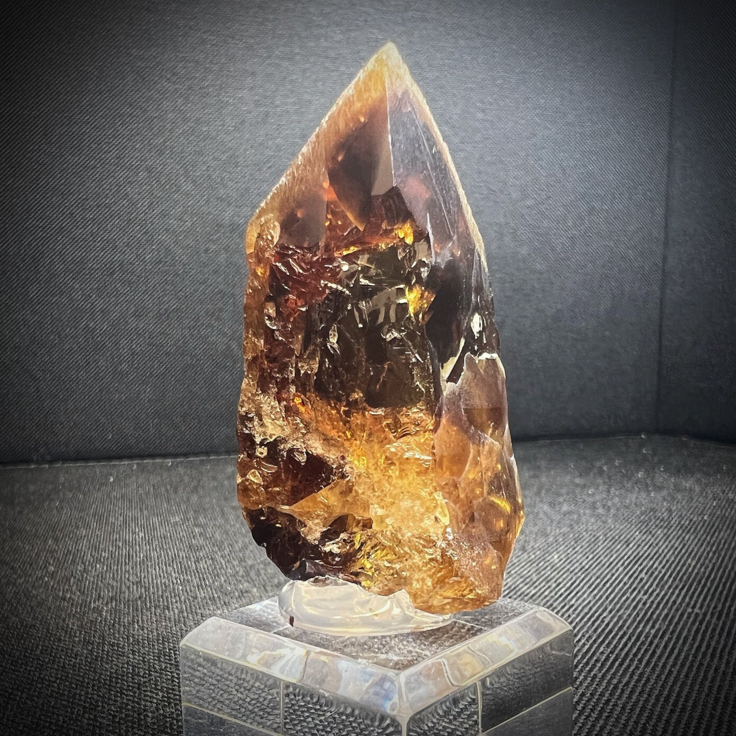 Barite From Elk Creek, Meade Co, Dakota - Collectors Piece (Stand Included)