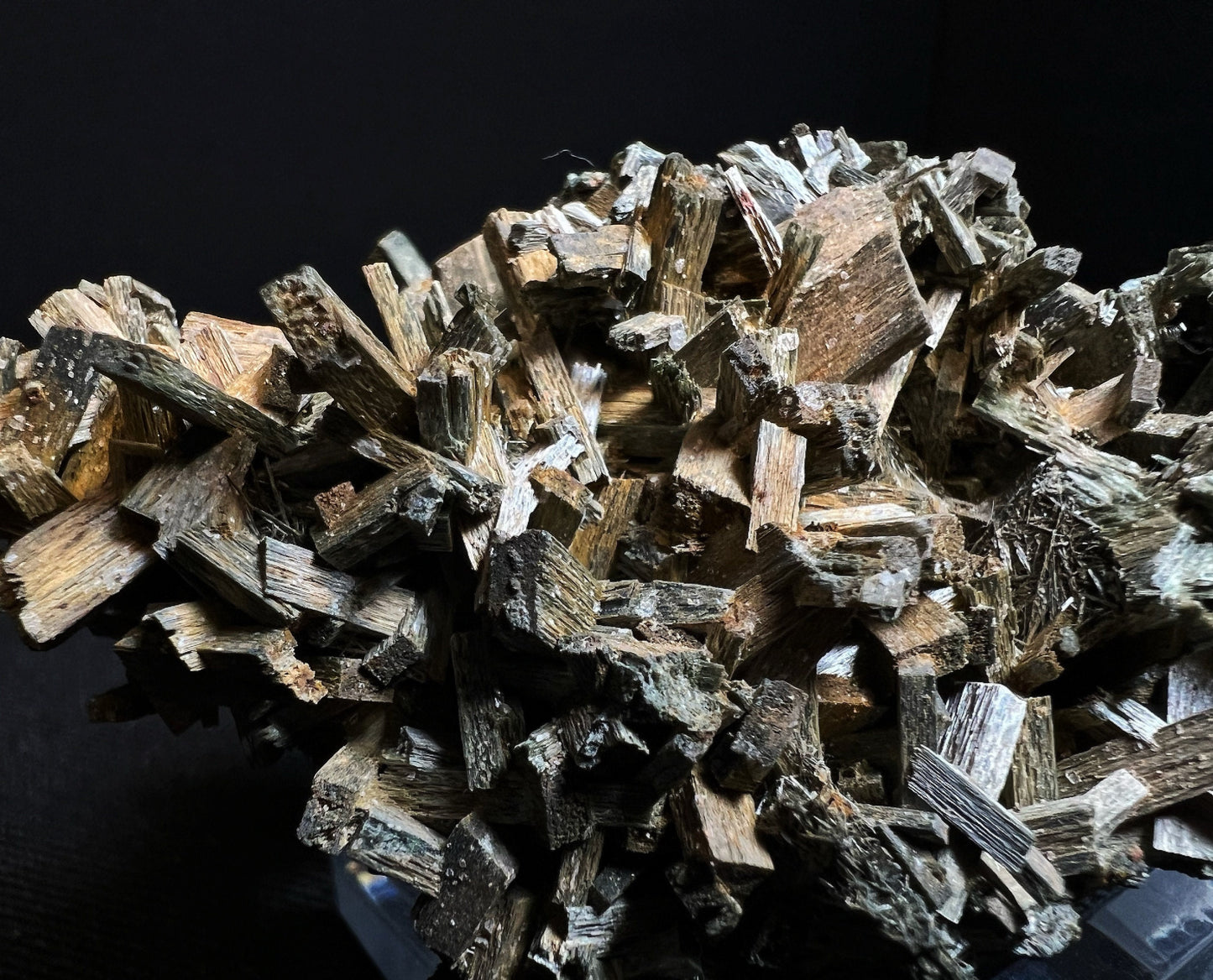 Uralite Mineral From Alaska (Stand Included) Collectors Piece, Home Décor