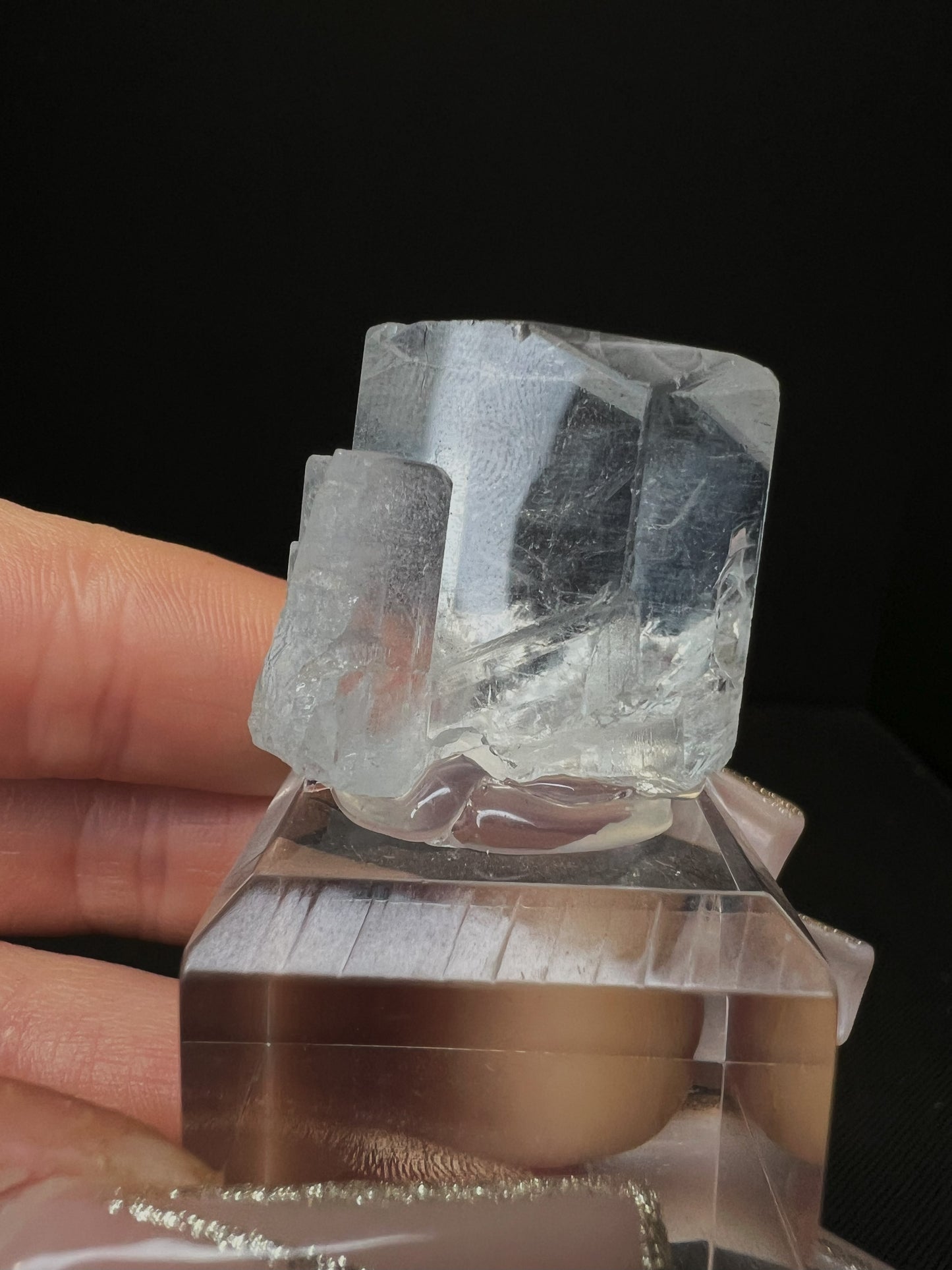 Phenomenal Natural Rough Aquamarine Specimen From Pakistan(Stand Included)- Home décor, Collectors piece