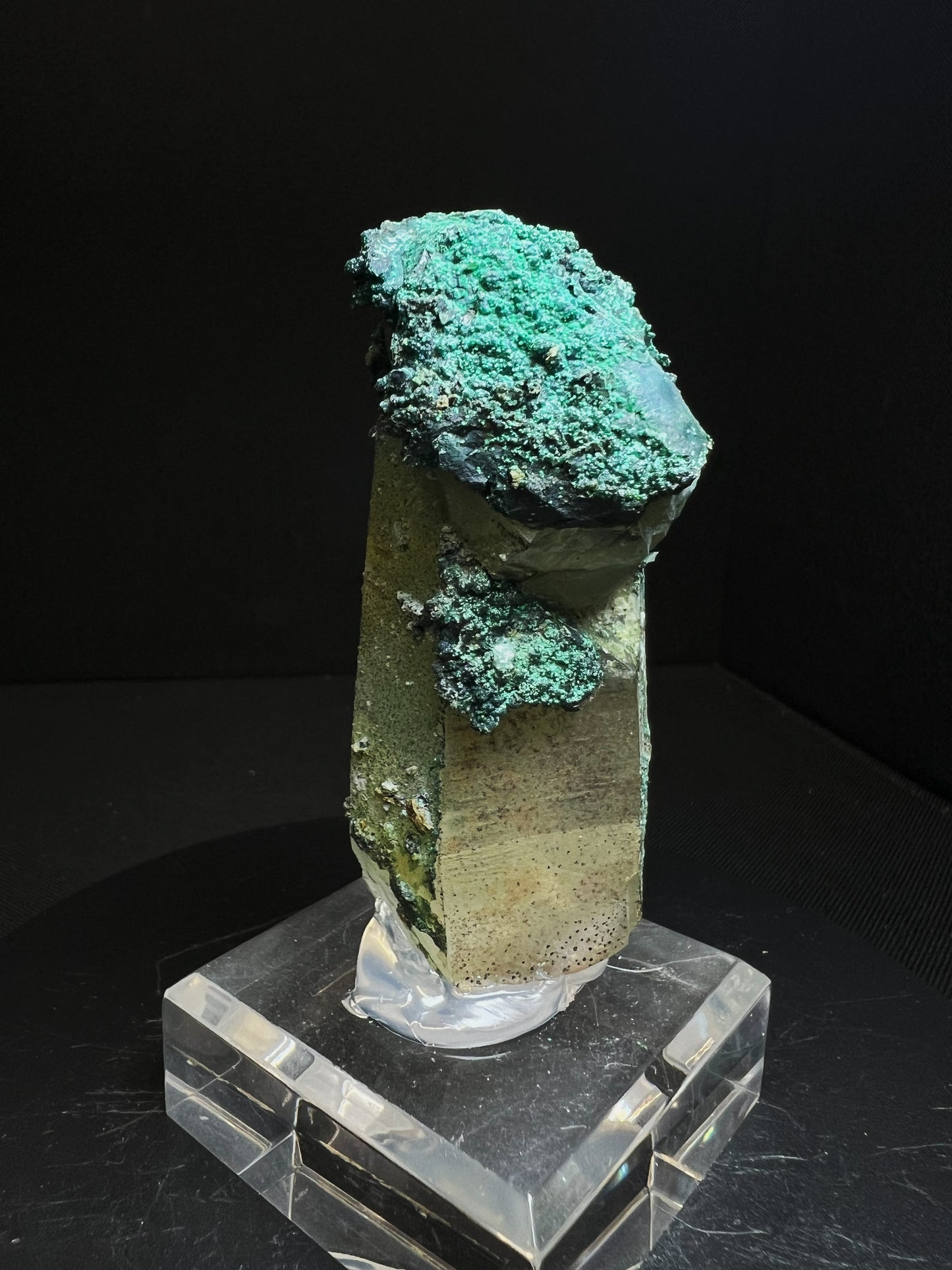 Natural Chrysocolla On Quartz From The Tentadora Mine, Peru - Collectors Piece, Home Décor, Gift