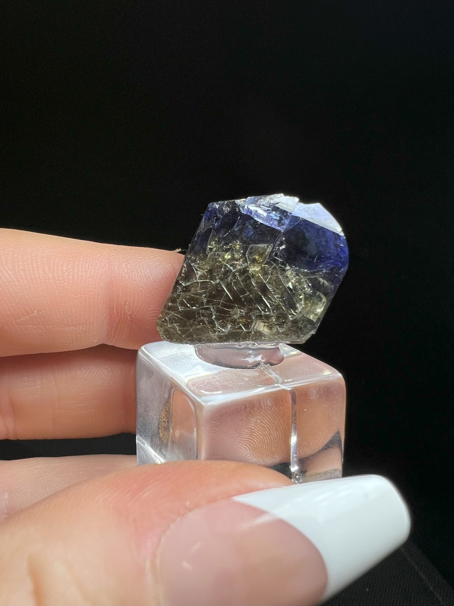 Perfect Formation Of Tanzanite From Tanzania (Stand Included) Collectors Piece