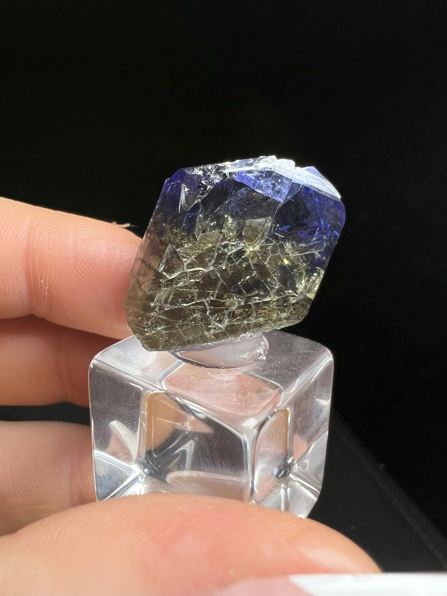 Perfect Formation Of Tanzanite From Tanzania (Stand Included) Collectors Piece