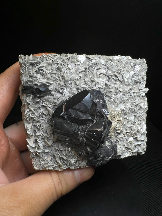 Cassiterite on Muscovite from Xuebaoding Mountain near Pingwu, Sichuan Province, China
