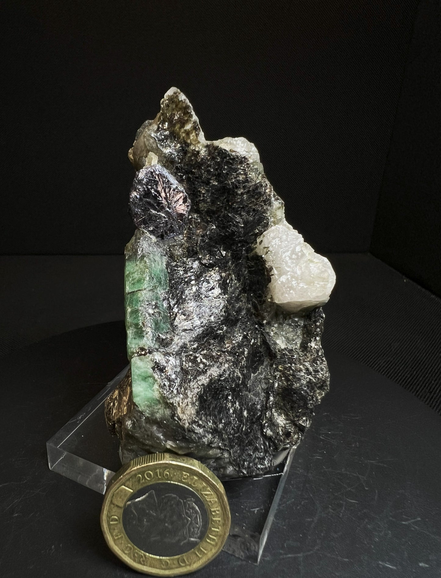 Rare Perfect Formation of Beryl Var Emerald With A Perfect Molybdenite Formation on Matrix From Carnaíba mining district, Pindobaçu, Bahia, Brazil