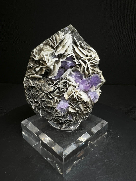 Outstanding Stunning Flower Amethyst On Baryte With Chalcedony Geode From Karur District Tamil Nadu India