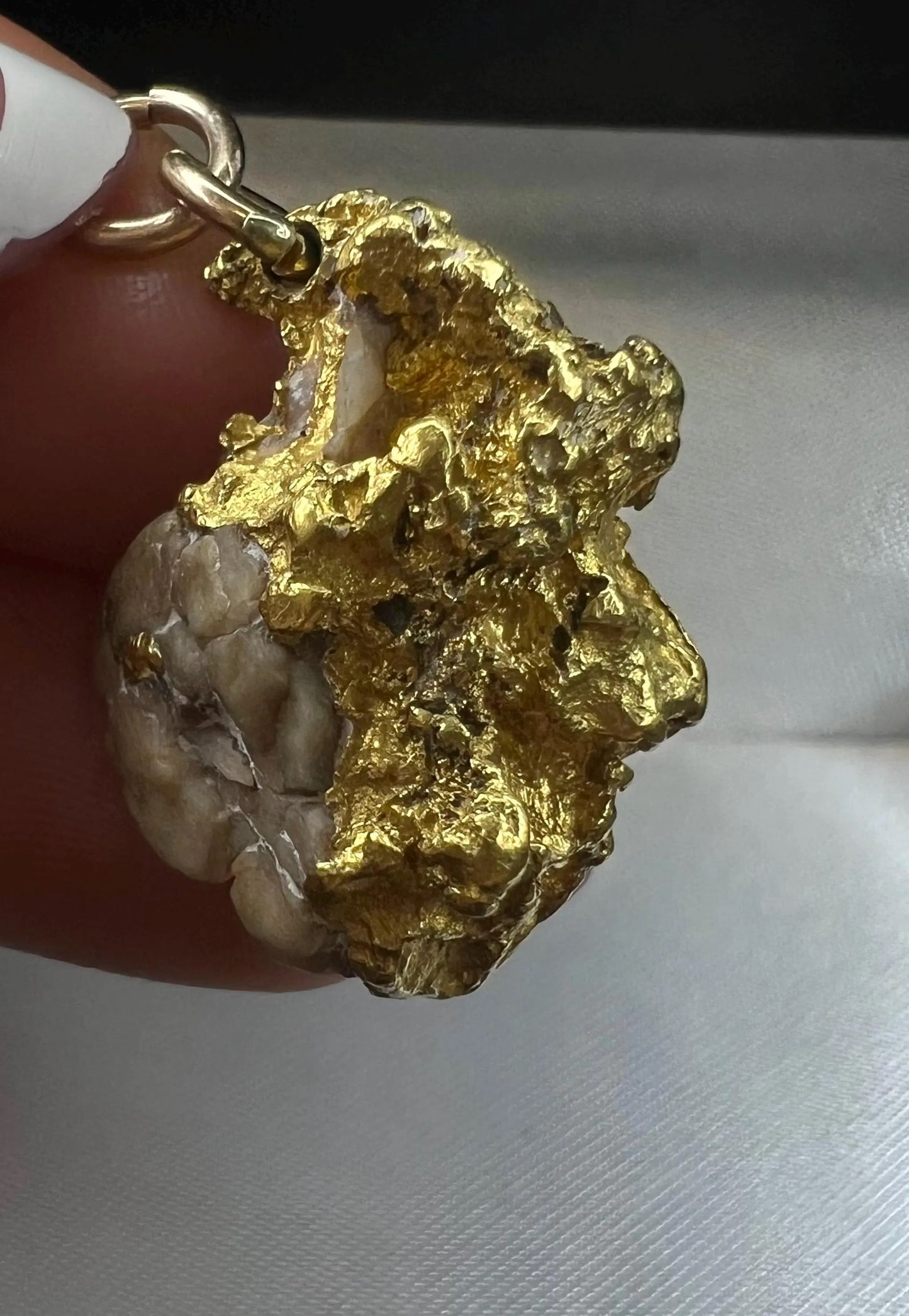 High Grade Australian Gold Nugget On Quartz Pendant- Perfect statement piece, Gift, Jewellery