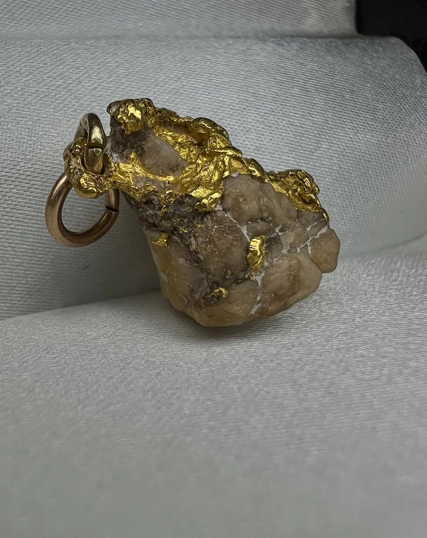 High Grade Australian Gold Nugget On Quartz Pendant- Perfect statement piece, Gift, Jewellery