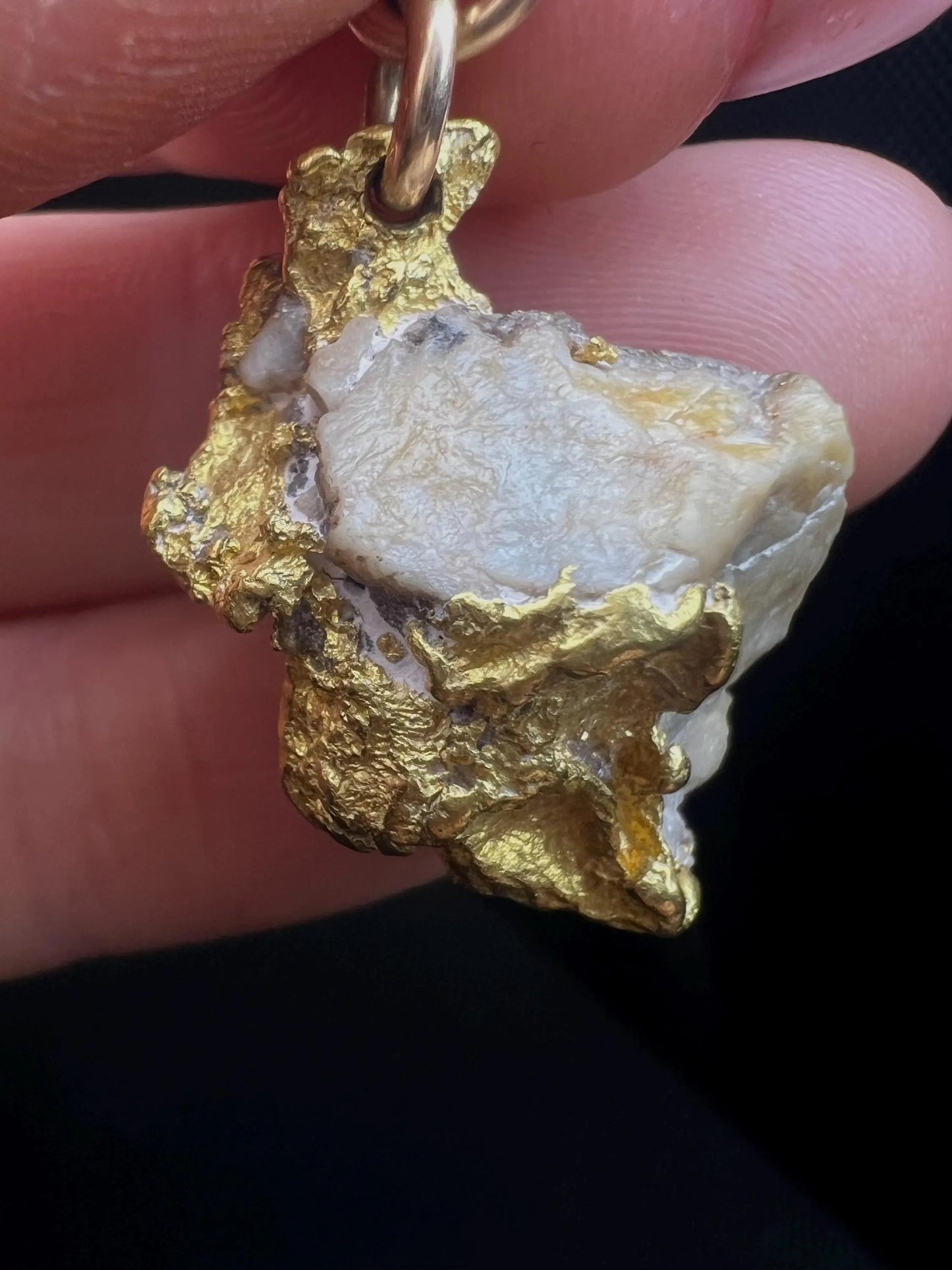 High Grade Australian Gold Nugget On Quartz Pendant- Perfect statement piece, Gift, Jewellery