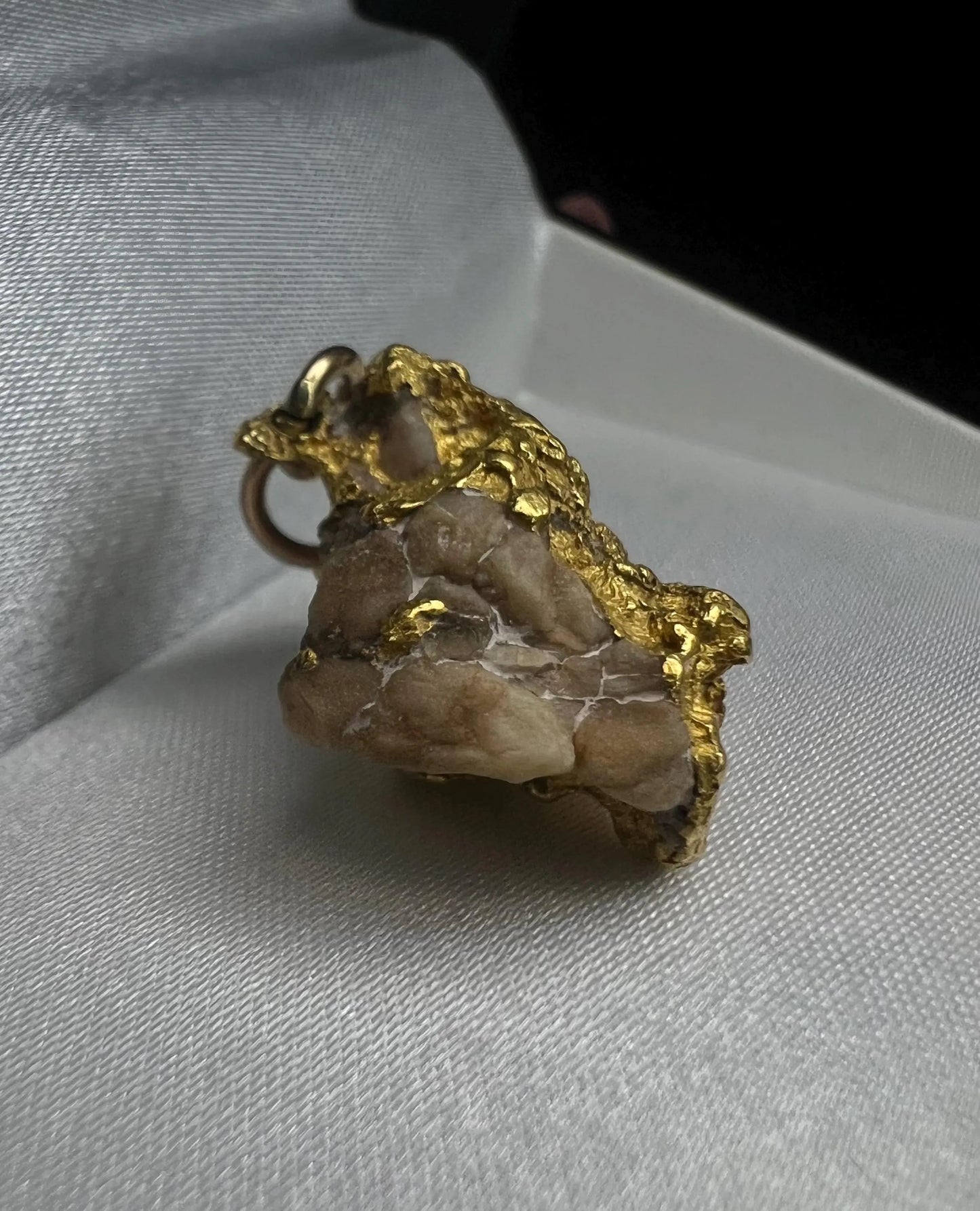 High Grade Australian Gold Nugget On Quartz Pendant- Perfect statement piece, Gift, Jewellery