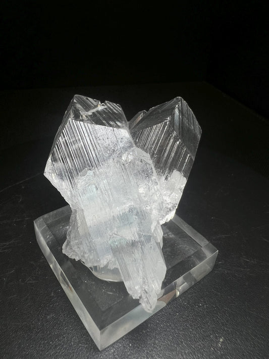 Outstanding Rare Twin Formation Of Gypsum From The Naica Mine, Chihuahua, Mexico- Collectors Piece