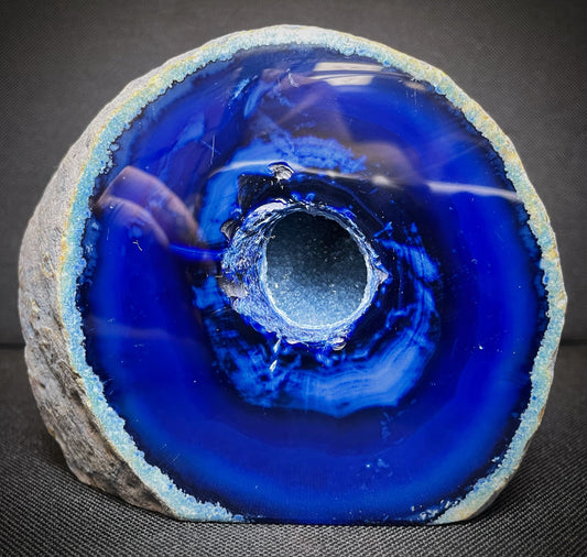 Gorgeous Polished Dyed Blue Agate Geode Crystal Home Décor Statement piece