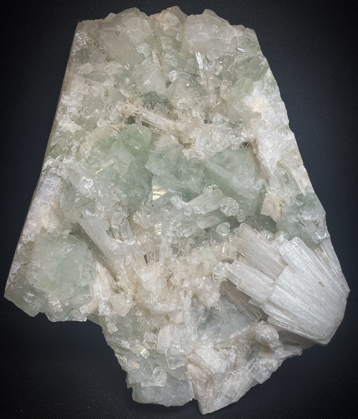 Scolecite And Green Apophyllite From Jalgaon District Maharashtra India Collectors Specimen Home Décor