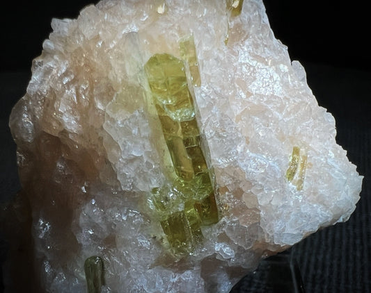 Apatite On Calcite From Liscombe Deposit, Ontario, Canada- Collectors Piece, Statement Piece, Home Décor, Gift (Stand Included)