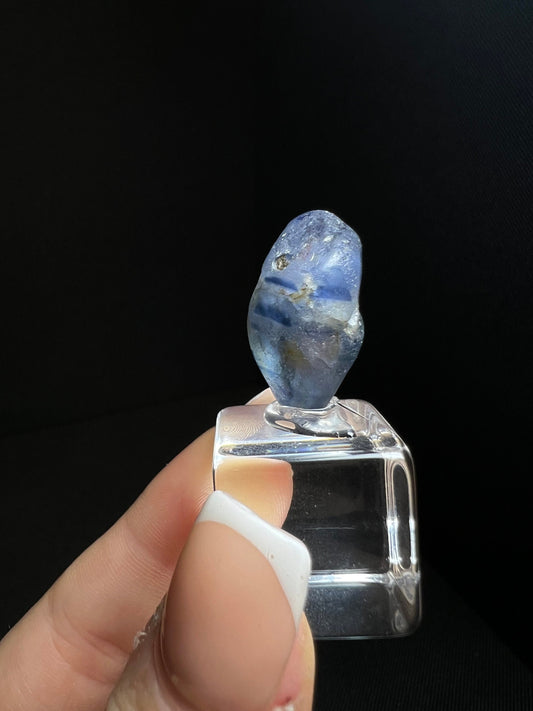 Natural Sapphire From Sri Lanka- Collectors Piece, Statement Piece, Jewellery Making