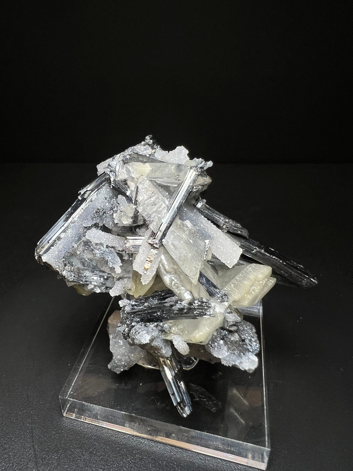 Outstanding Formation Of Stibnite With Barite - Collectors Piece, Crystal Healing, Mineral, Specimen